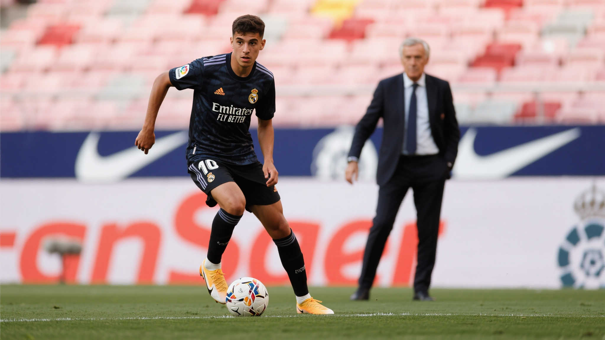 在中国足球 在中国足球